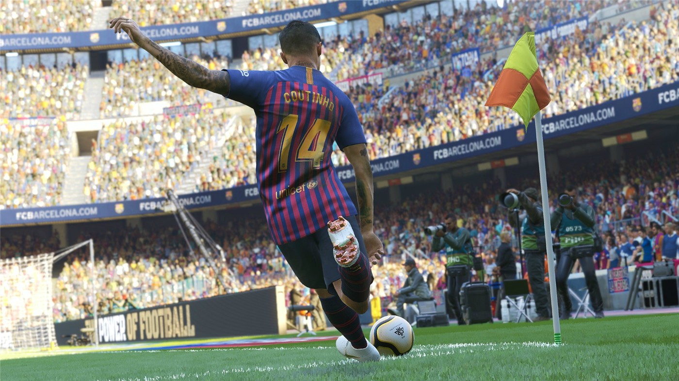 实况足球2019/Pro Evolution Soccer 2019/附2018插图2